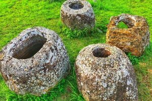 Xieng Khouang Culture Travel Guide: Ethnic Traditions, Eco-Tours & Costs